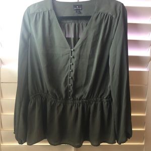 Green long sleeve blouse